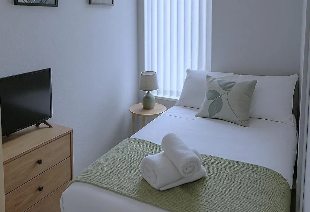 Luxury City Stay Coop Live & Etihad With Free Parking-1
